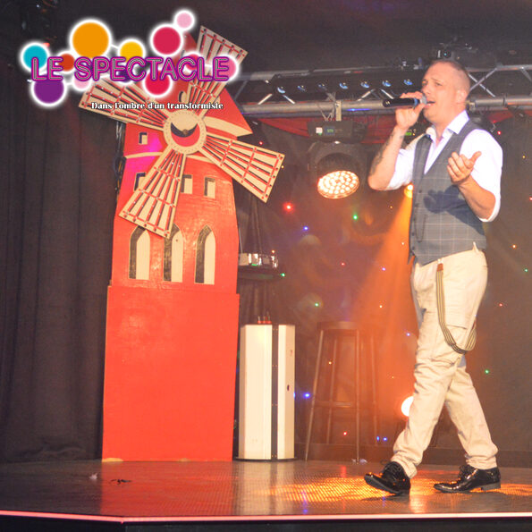 le-spectacle.fr-dans-l-ombre-d-un-transformiste(39)